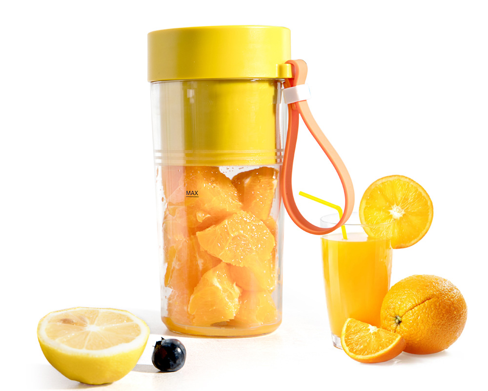 Mini Fruits Blenders Multi-usages Fruit Juicing Cup Usb Electric Portable Juicers